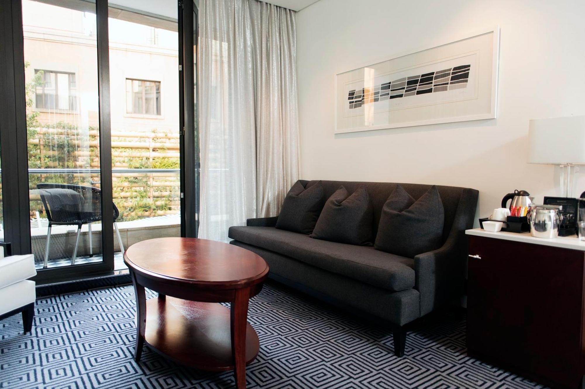 Hotel Davinci On Nelson Mandela Square